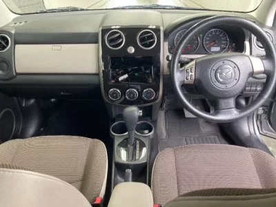 Mazda VERISA