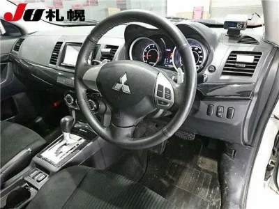 Mitsubishi GALANT FORTIS