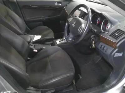 Mitsubishi GALANT FORTIS