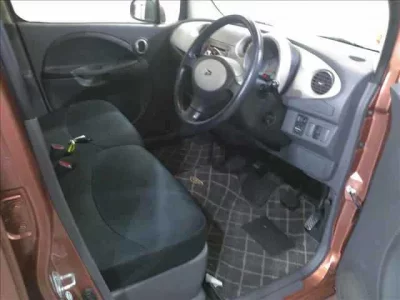 Daihatsu MOVE LATTE