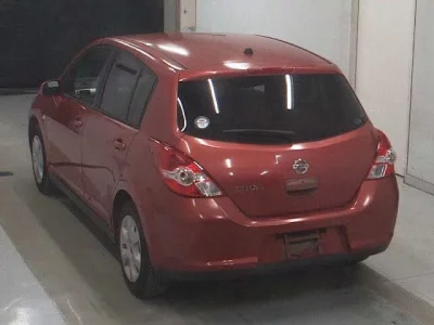 Nissan TIIDA