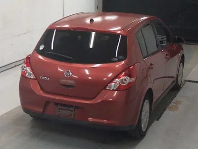 Nissan TIIDA