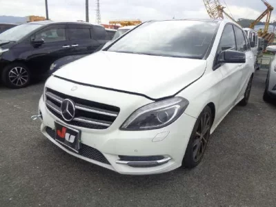 Mercedes-Benz B CLASS