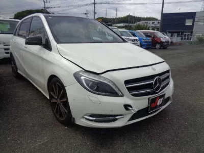Mercedes-Benz B CLASS