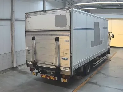 Isuzu FORWARD