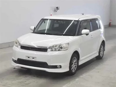 Toyota COROLLA RUMION