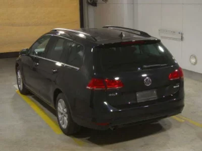 Volkswagen GOLF VARIANT