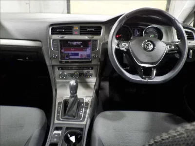 Volkswagen GOLF VARIANT