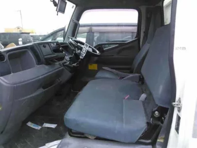 Mitsubishi FUSO TRUCK