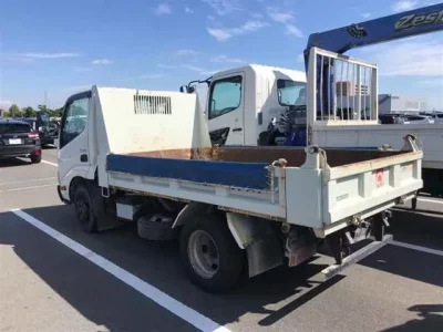 Hino DUTRO