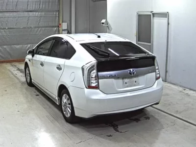 Toyota PRIUS PHV