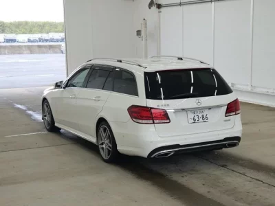 Mercedes-Benz E CLASS WAGON