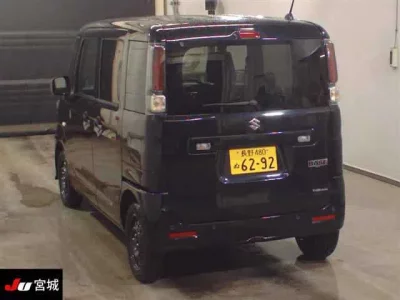 Suzuki SPACIA BASE