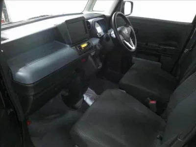 Suzuki SPACIA BASE