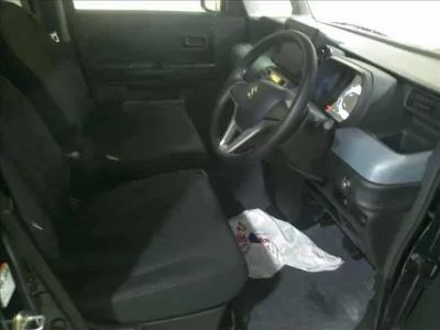 Suzuki SPACIA BASE