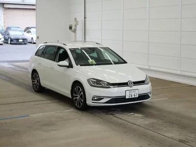 Volkswagen GOLF VARIANT