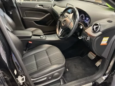 Mercedes-Benz B CLASS