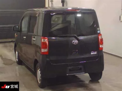 Daihatsu TANTO EXE