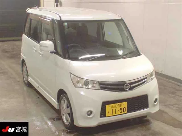 Nissan ROOX