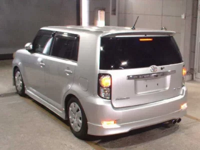 Toyota COROLLA RUMION