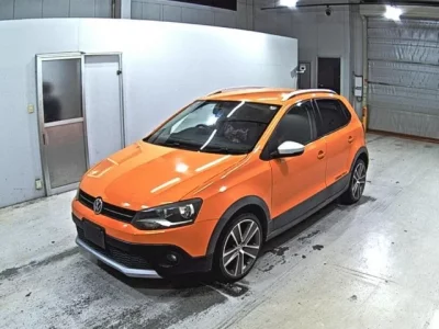 Volkswagen CROSS POLO
