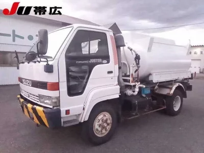 Isuzu JUSTON