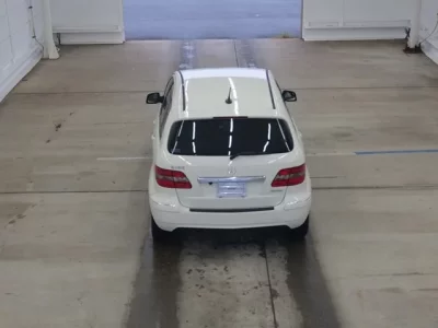 Mercedes-Benz B CLASS