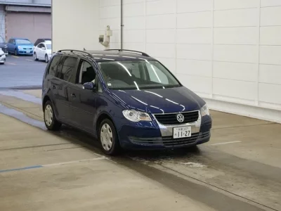Volkswagen GOLF TOURAN