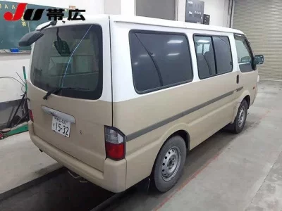 Nissan VANETTE VAN