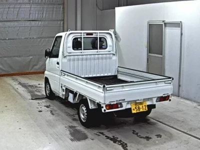 Nissan CLIPPER TRUCK