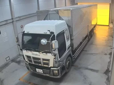 Isuzu TRUCK