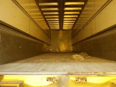 Isuzu TRUCK
