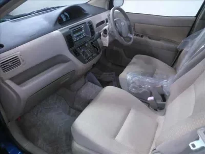 Toyota RAUM