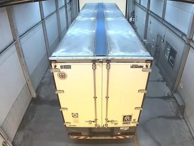 Isuzu TRUCK