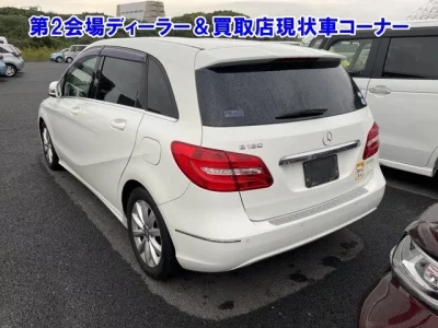 Mercedes-Benz B CLASS