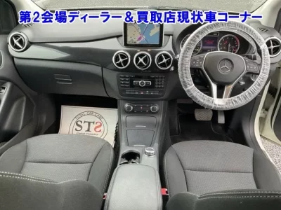 Mercedes-Benz B CLASS