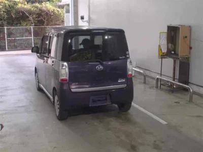 Daihatsu TANTO EXE