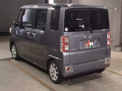 Toyota PIXIS MEGA