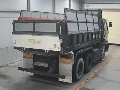 Isuzu TRUCK