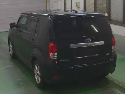 Toyota COROLLA RUMION