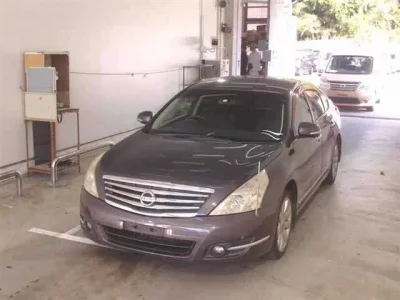 Nissan TEANA