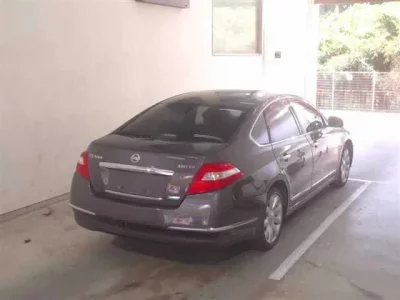 Nissan TEANA