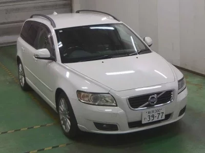 Volvo V50