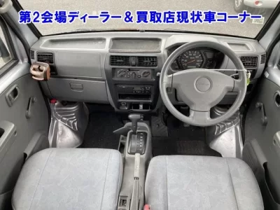 Nissan CLIPPER VAN