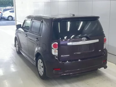 Toyota COROLLA RUMION