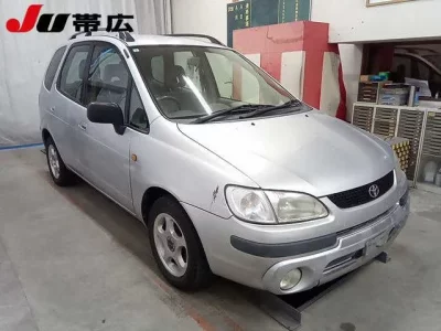 Toyota COROLLA SPACIO