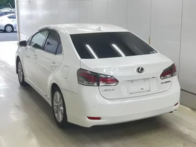Lexus HS