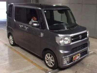 Toyota PIXIS MEGA