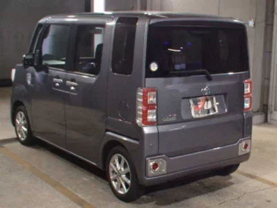 Toyota PIXIS MEGA