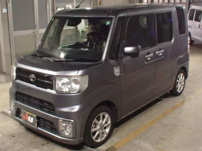 Toyota PIXIS MEGA